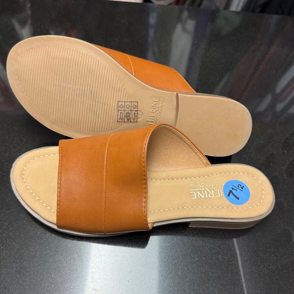 Catherine Malandrino Tan Leather Mules - Picture 1 of 2